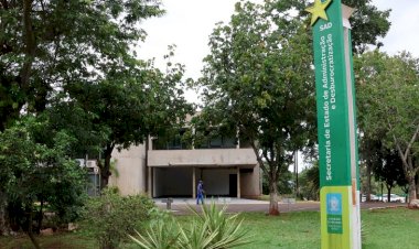 Aprovados em concurso administrativo da SED são convocados para inspeção médica e posse