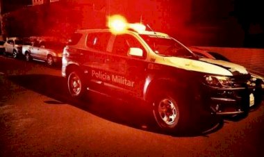 Homem é agredido com facada na barriga na Vila Cachoeirinha