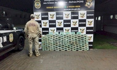 Defron prende dupla com carga milionária de cocaína 