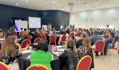 Professores da educação especial participam de capacitação para trabalhar com estudantes com autismo