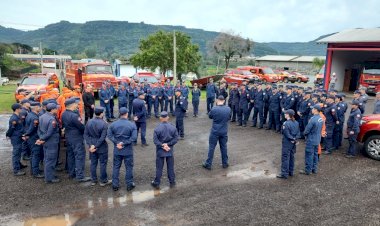 Santa Catarina envia novas equipes especializadas do CBMSC para apoio ao Rio Grande do Sul