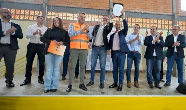 Jorginho Mello anuncia a retomada das obras da SC-281 entre São Pedro de Alcântara e Angelina