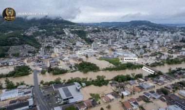 FOTOS: Rio do Sul tem noite histórica com pico no rio Itajaí-Açu