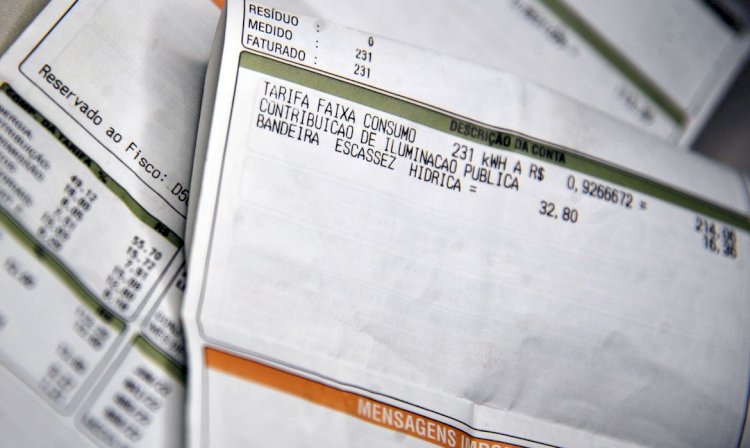 Tarifa de energia elétrica deve subir, em média, 5,6% em 2023