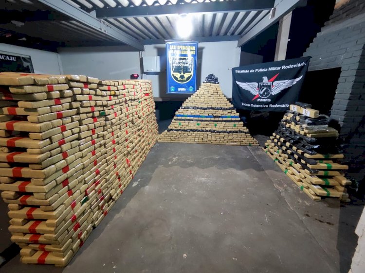 Polícia Militar Rodoviária apreende mais de 1 tonelada de maconha na MS-164
