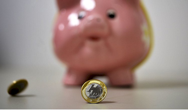 Poupança rende mais que inflação pela 1ª vez desde 2018