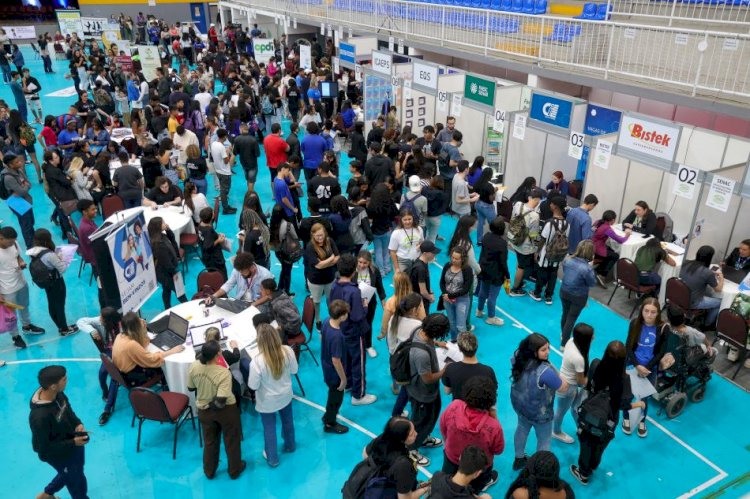 Feirão de Aprendizagem auxilia 1.200 jovens a ingressarem no mercado de trabalho